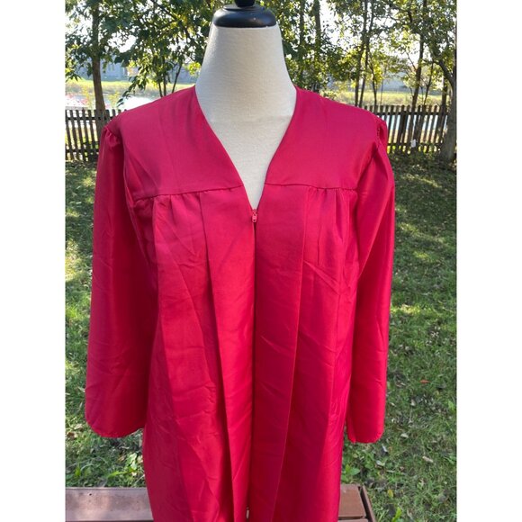 Jostens BDG Collection Red Graduation Gown Medium Fit 507"-509" 100% Polyester - Picture 2 of 9